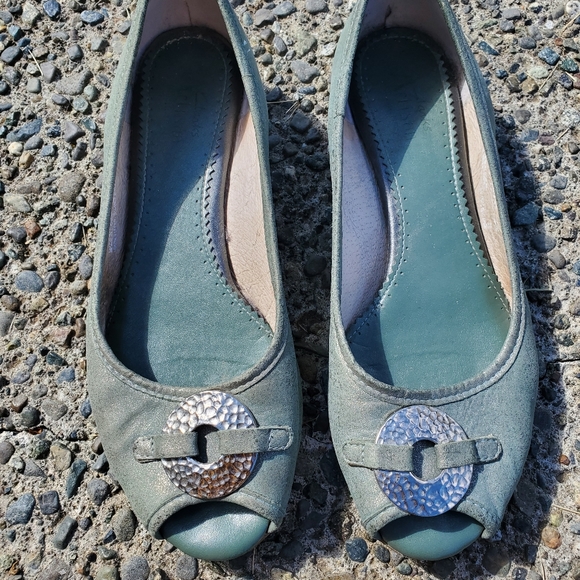 Clark's Artisan Ballet Flats - Picture 3 of 3